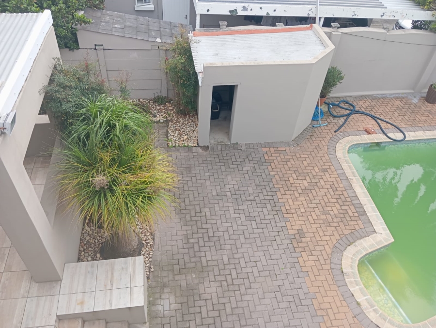 4 Bedroom Property for Sale in Walmer Eastern Cape